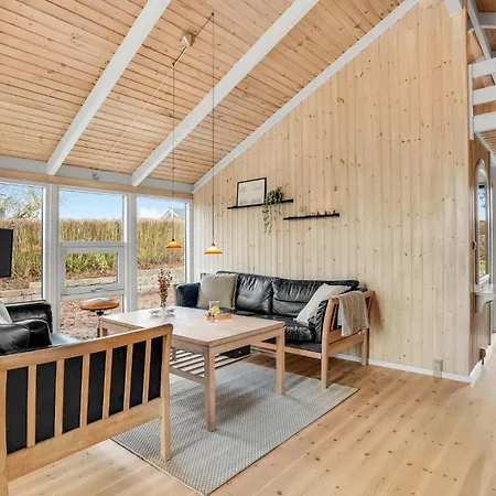 3 Bedroom Awesome In Hébergement de vacances Hejls